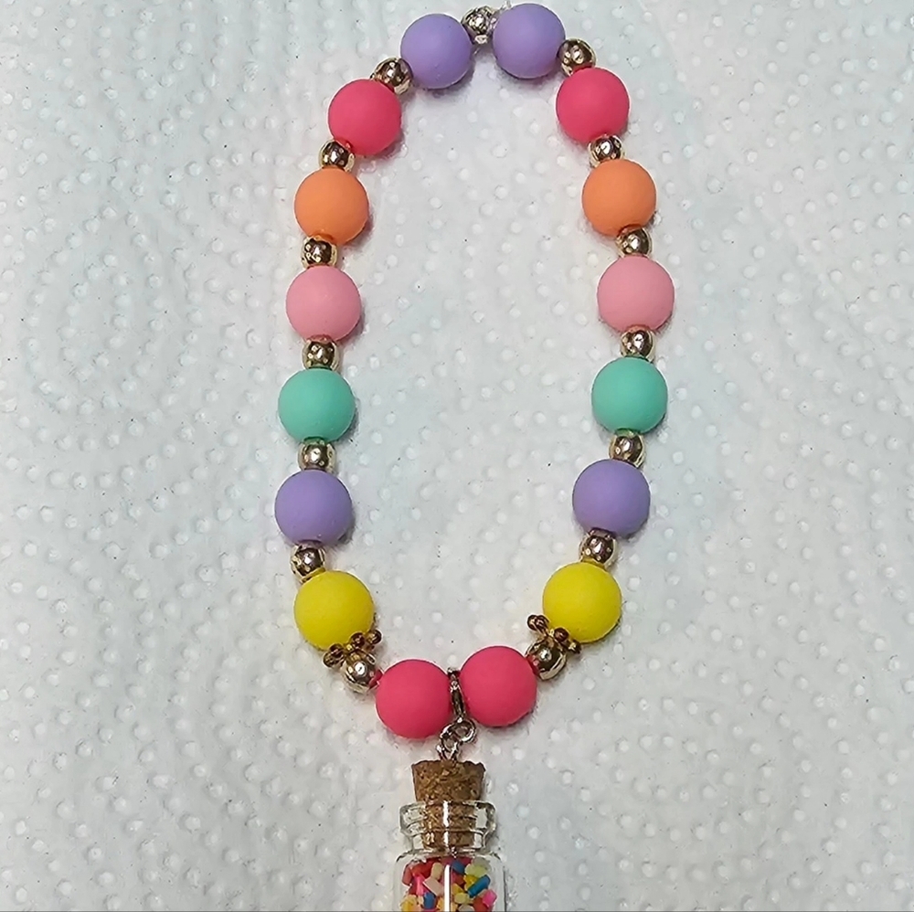 Charm bracelets - Picture 2 of 4